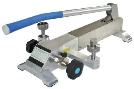 5de5c9c38a2e6.jpg JLC203便携气压源.jpg